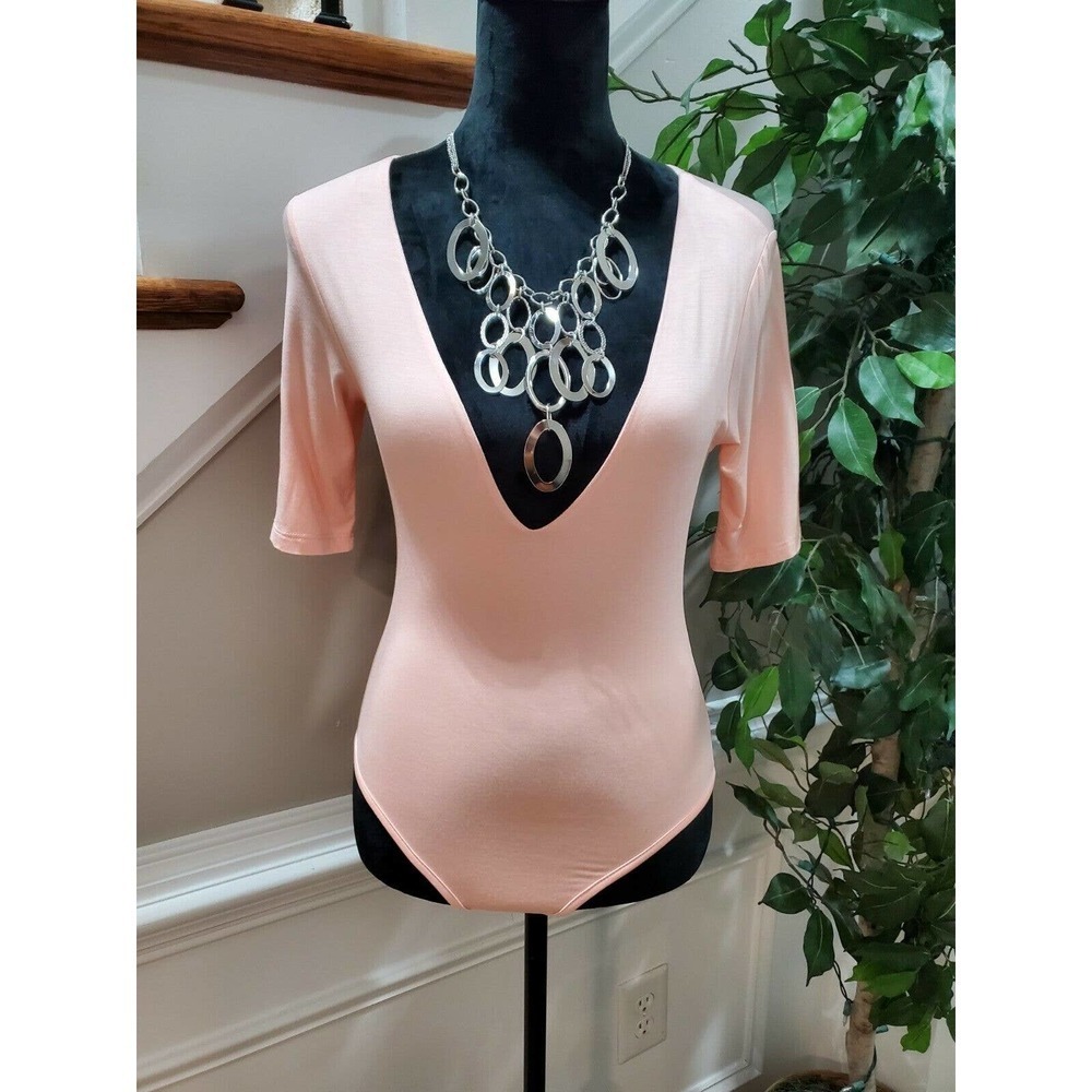 Black / Bead Women's Solid Pink Rayon V-Neck Sleeveless Caual Top Size Small